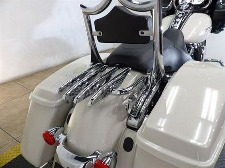 2022 Harley-Davidson Road Glide®