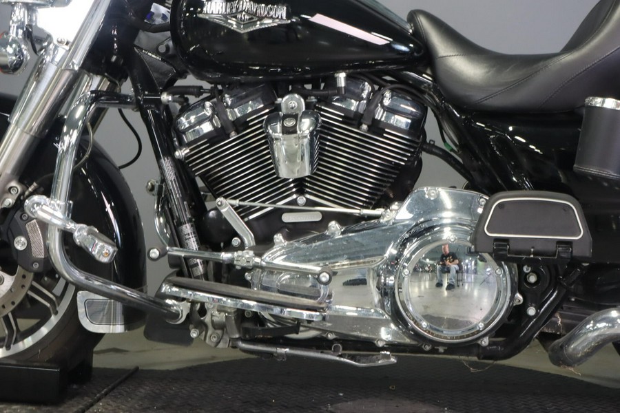 2019 Harley-Davidson Road King (FLHR)