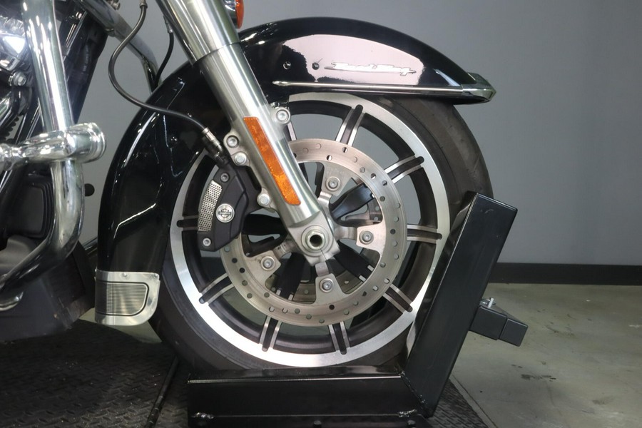 2019 Harley-Davidson Road King (FLHR)