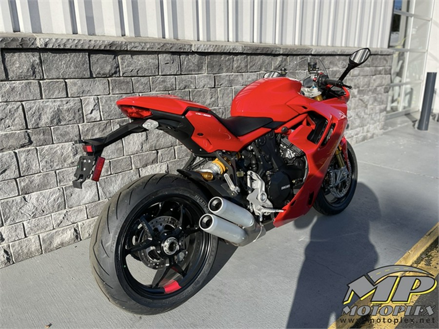 2024 Ducati SuperSport 950 S