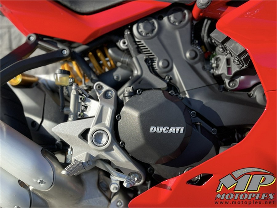 2024 Ducati SuperSport 950 S