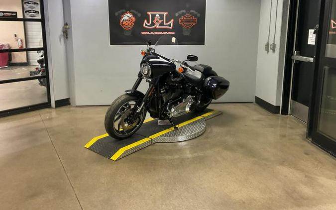 2019 Harley-Davidson® FLSB - Softail® Sport Glide®