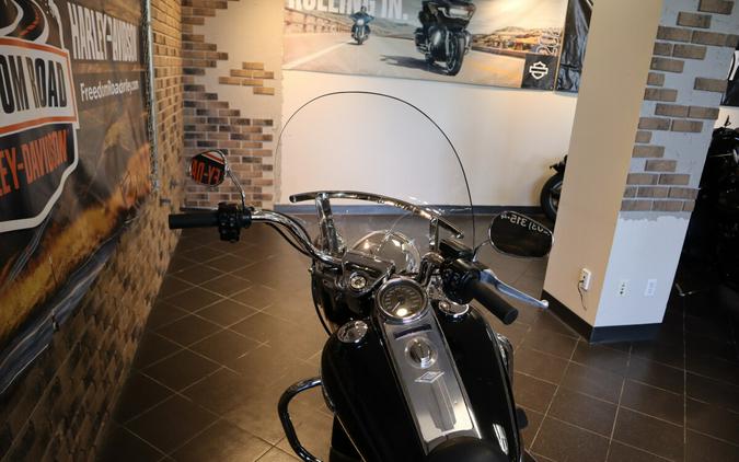 2016 Road King (FLHR)
