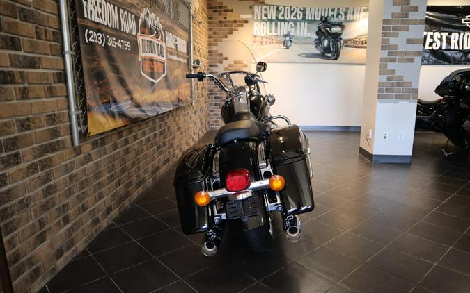 2016 Road King (FLHR)