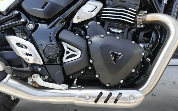 2027 Triumph Street Tracker 400