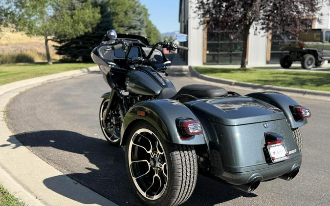 FLTRT 2026 Road Glide 3