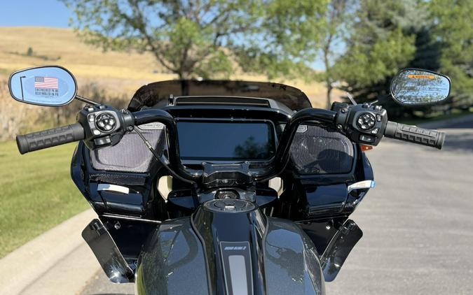 FLTRT 2026 Road Glide 3