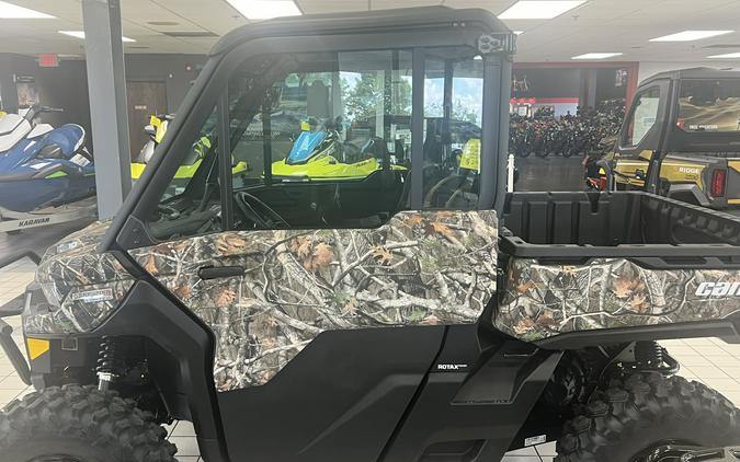 2024 Can-Am™ Defender Limited HD10