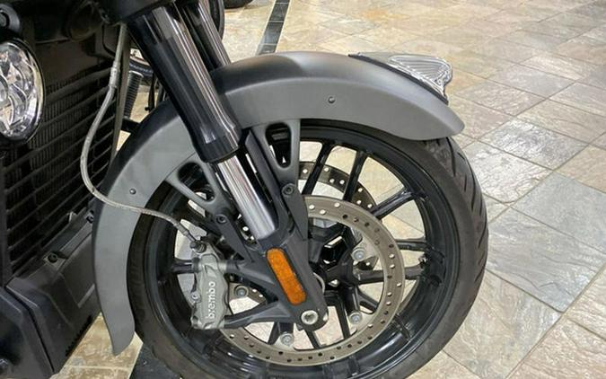 2022 Indian Motorcycle® Challenger® Titanium Smoke