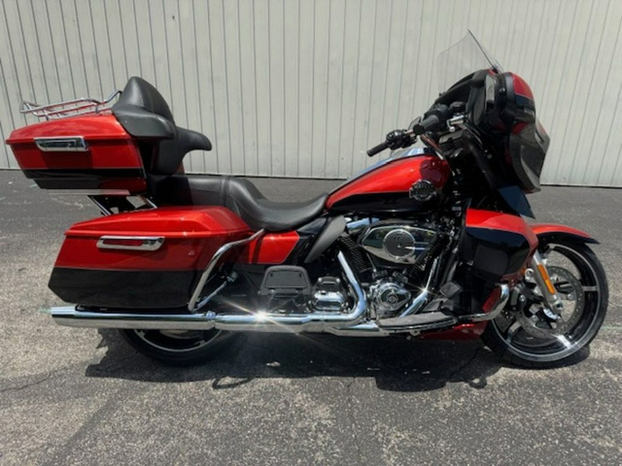 2025 Harley-Davidson FLHXU - Street Glide Ultra