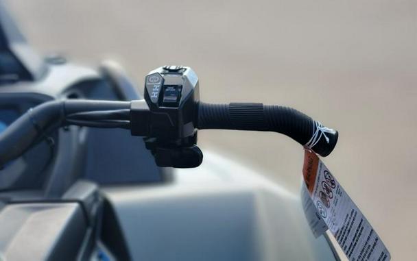 2026 Can-Am® Outlander X mr 1000R Loft Green Satin