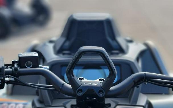 2026 Can-Am® Outlander X mr 1000R Loft Green Satin