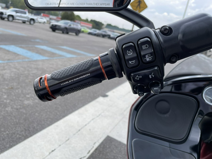 2023 Harley-Davidson® Road Glide® Anniversary