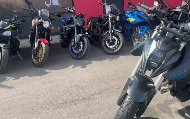 2024 Suzuki GSX-8S CA