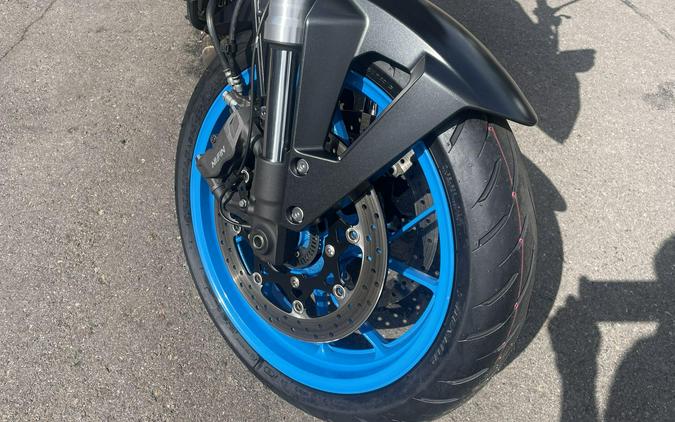2024 Suzuki GSX-8S CA