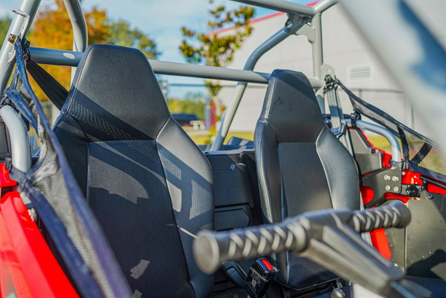 2026 Polaris RZR 200 EFI