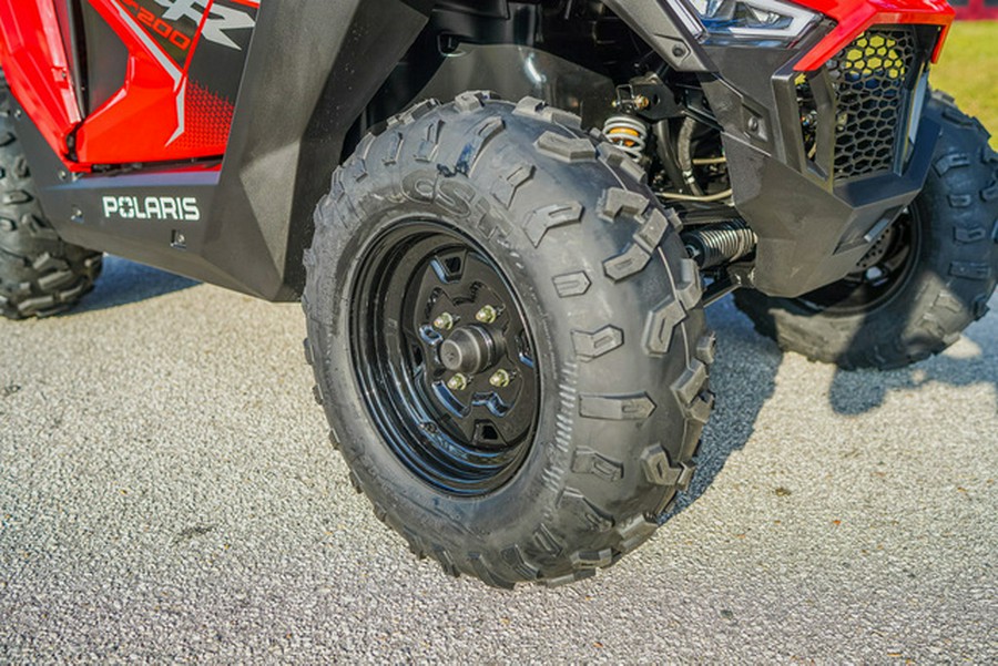 2026 Polaris RZR 200 EFI