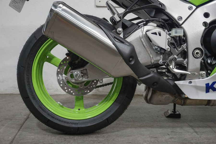 2024 Kawasaki Ninja® ZX™-10R 40th Anniversary Edition ABS