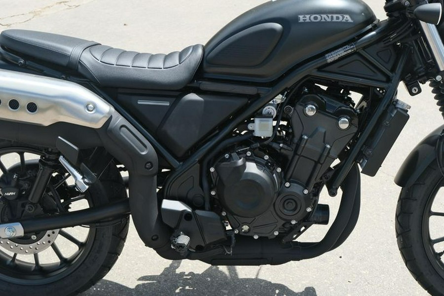New 2025 HONDA SCL500