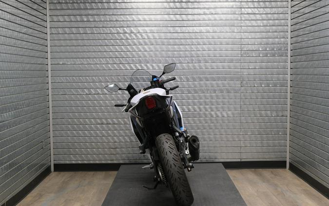 2025 YAMAHA YZF-R3