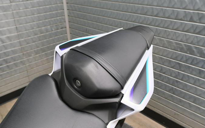2025 YAMAHA YZF-R3