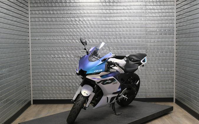 2025 YAMAHA YZF-R3