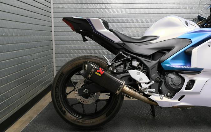 2025 YAMAHA YZF-R3