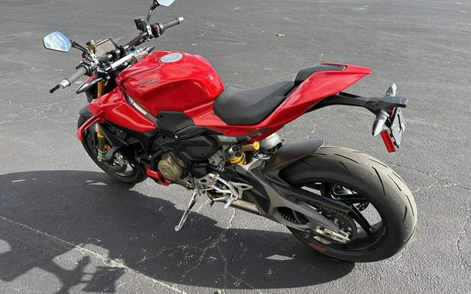 2025 Ducati Streetfighter V4 S Ducati Red V4 S