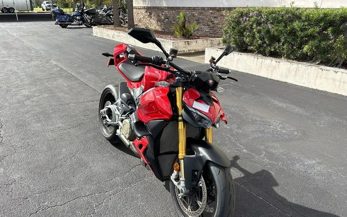 2025 Ducati Streetfighter V4 S Ducati Red V4 S