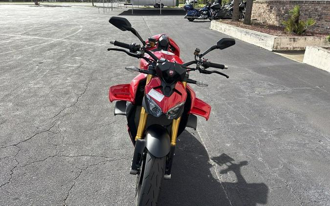 2025 Ducati Streetfighter V4 S Ducati Red V4 S