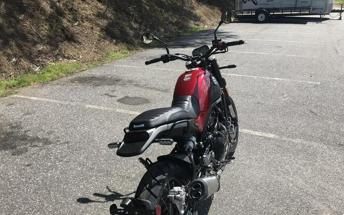 2021 Benelli Leoncino 500 Trail