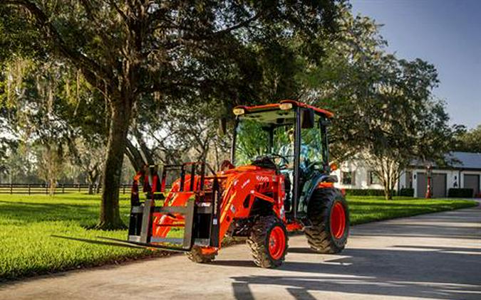 2023 Kubota LX2610HSDC