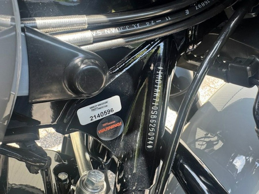 2025 Harley-Davidson FLHXU - Street Glide Ultra