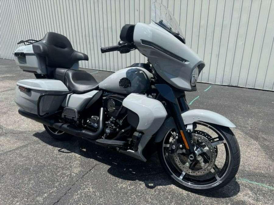 2025 Harley-Davidson FLHXU - Street Glide Ultra