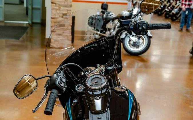 2026 Harley-Davidson Heritage Classic Cruiser FLHC