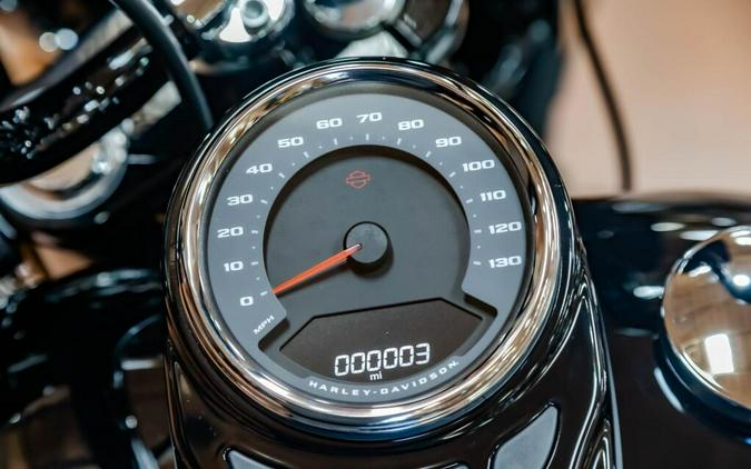 2026 Harley-Davidson Heritage Classic Cruiser FLHC