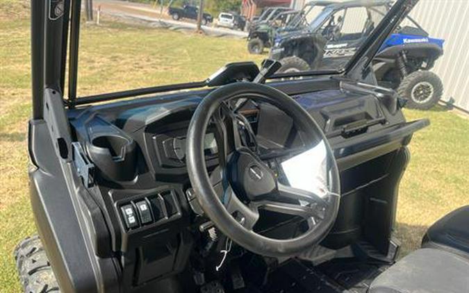 2023 Can-Am Defender MAX XT HD9