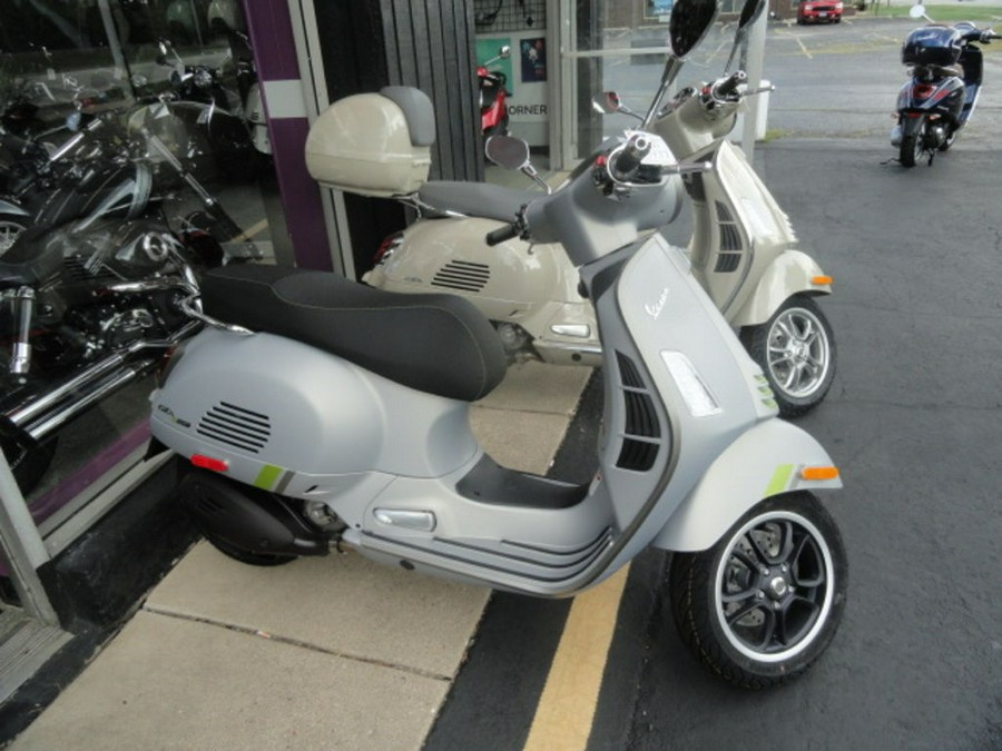 2024 Vespa GTS Super 300 Tech