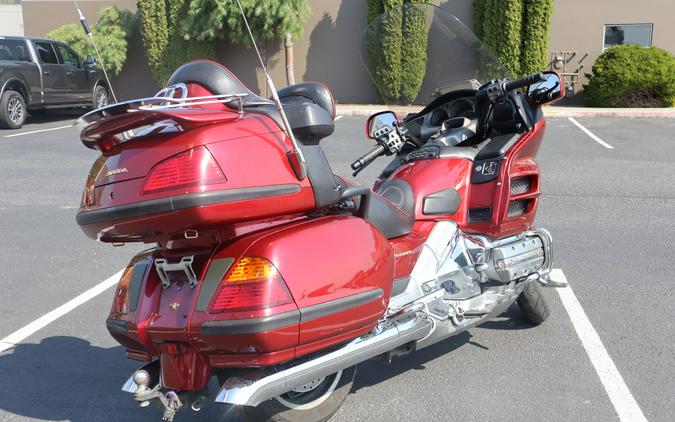 2001 HONDA GL1800