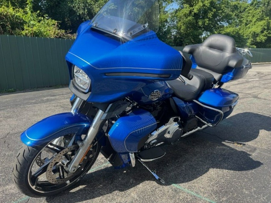 2025 Harley-Davidson FLHXU - Street Glide Ultra