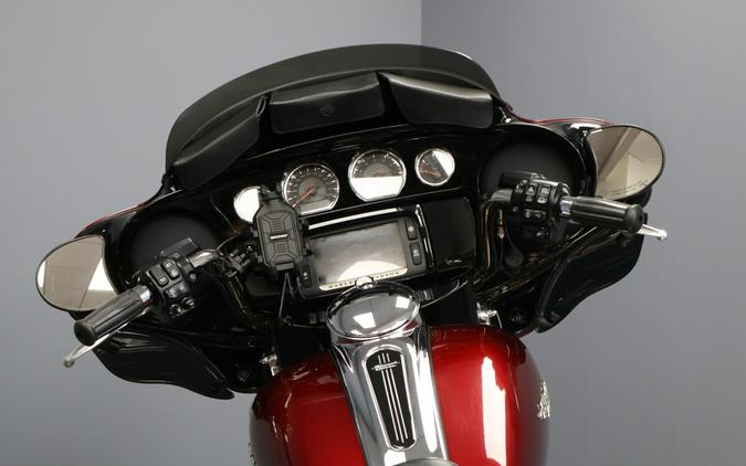 2017 Harley-Davidson® Street Glide® Special FLHXS