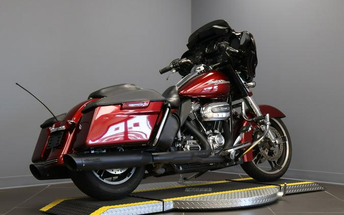 2017 Harley-Davidson® Street Glide® Special FLHXS