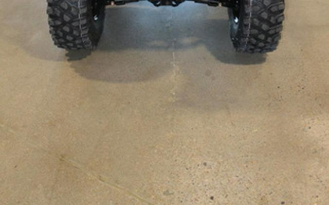 2027 Can-Am Outlander Backcountry 7.6 In.