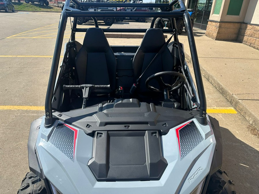 2024 Polaris RZR 200 EFI