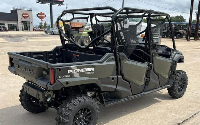 2024 Honda® Pioneer 1000-6 Deluxe Crew