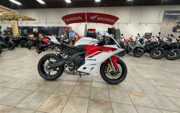 2025 Yamaha YZF-R9