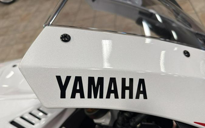2025 Yamaha YZF-R9