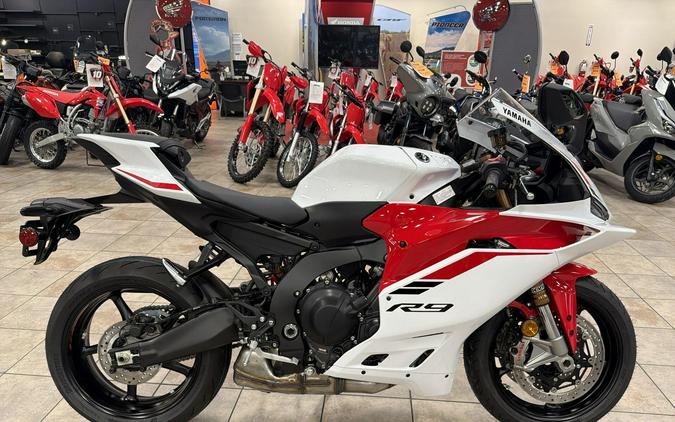 2025 Yamaha YZF-R9