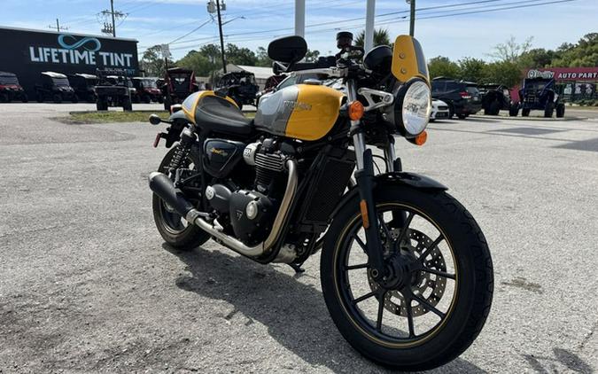 2017 Triumph Street Cup Racing Yellow/Silver Ice