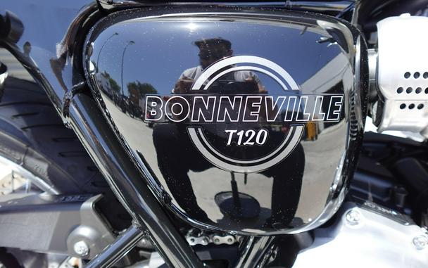 2026 Triumph Bonneville T120